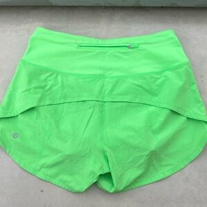 Lululemon speed up high rise shorts size 6 color pistachio